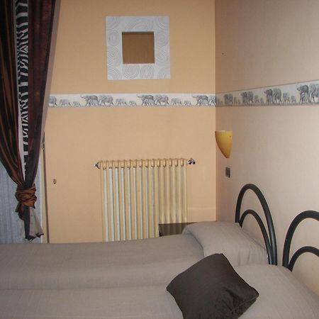 Albergo Sangrila Lanzo Torinese Buitenkant foto