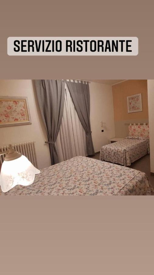 Albergo Sangrila Lanzo Torinese Buitenkant foto