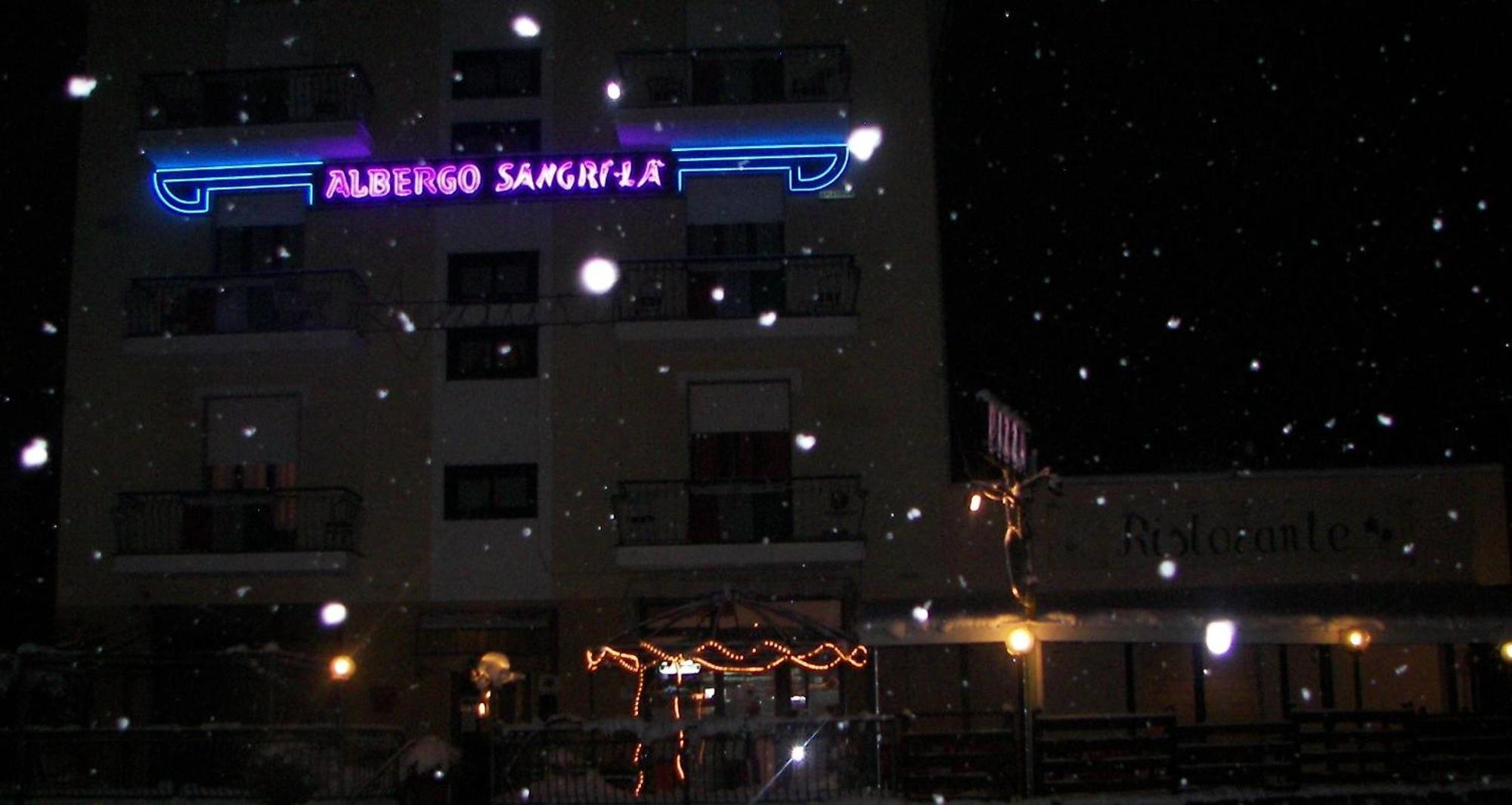 Albergo Sangrila Lanzo Torinese Buitenkant foto