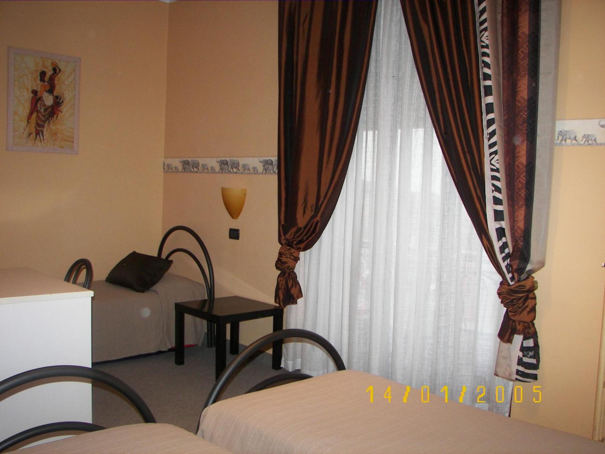 Albergo Sangrila Lanzo Torinese Buitenkant foto