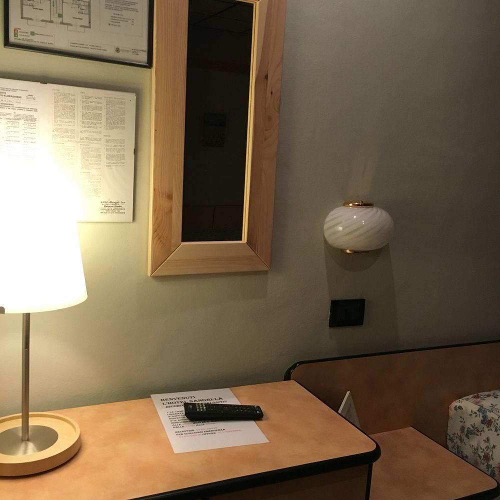 Albergo Sangrila Lanzo Torinese Buitenkant foto